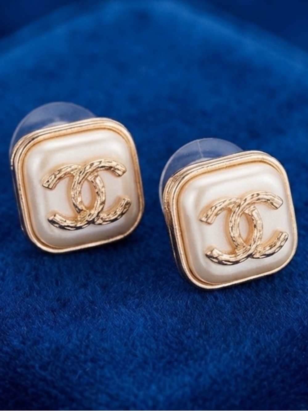 Gold & Cream Interlocked Letter C Square Stud Earrings